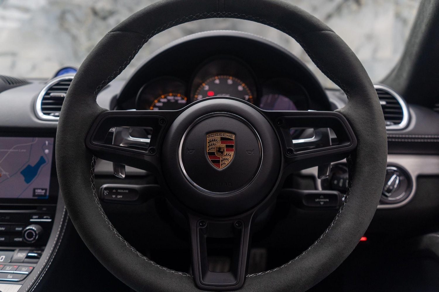 Used Porsche 718 Cayman 2023 for sale - 76802210: Photo 26