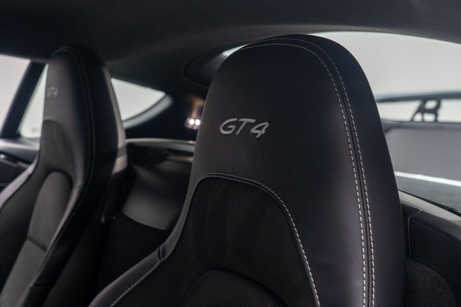 Used Porsche 718 Cayman 2023 for sale - 76802210: Photo 33