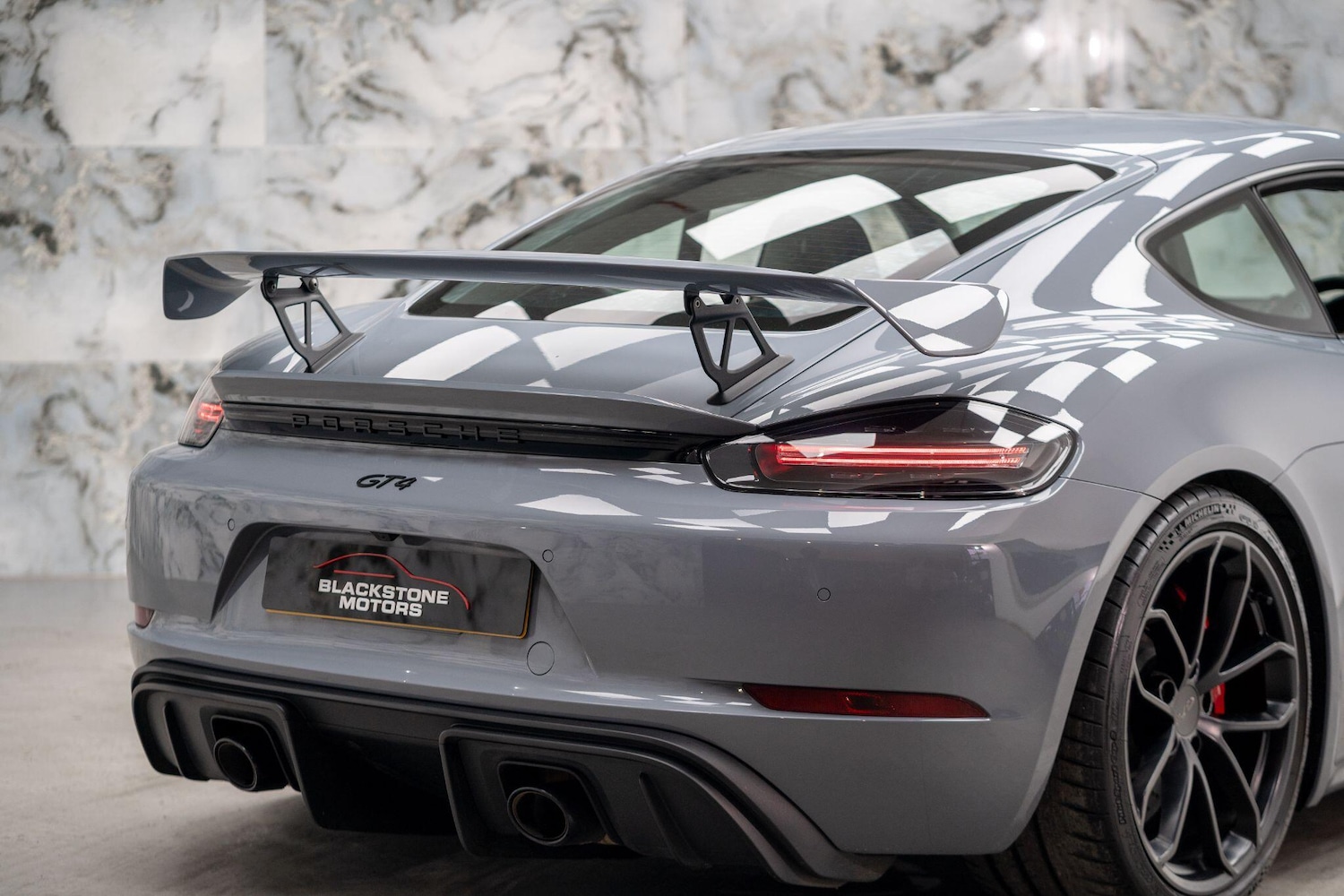Used Porsche 718 Cayman 2023 for sale - 76802210: Photo 42