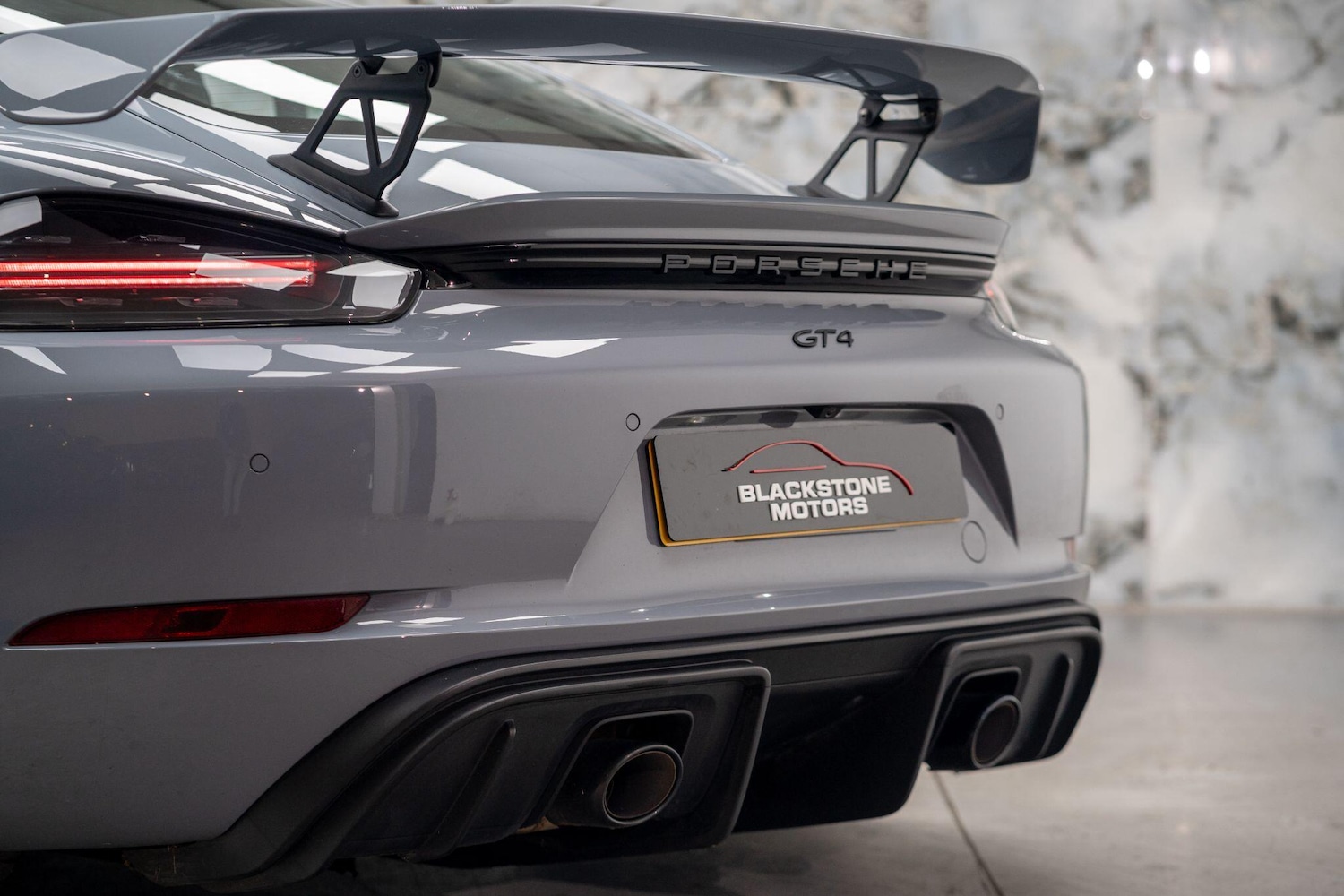 Used Porsche 718 Cayman 2023 for sale - 76802210: Photo 47