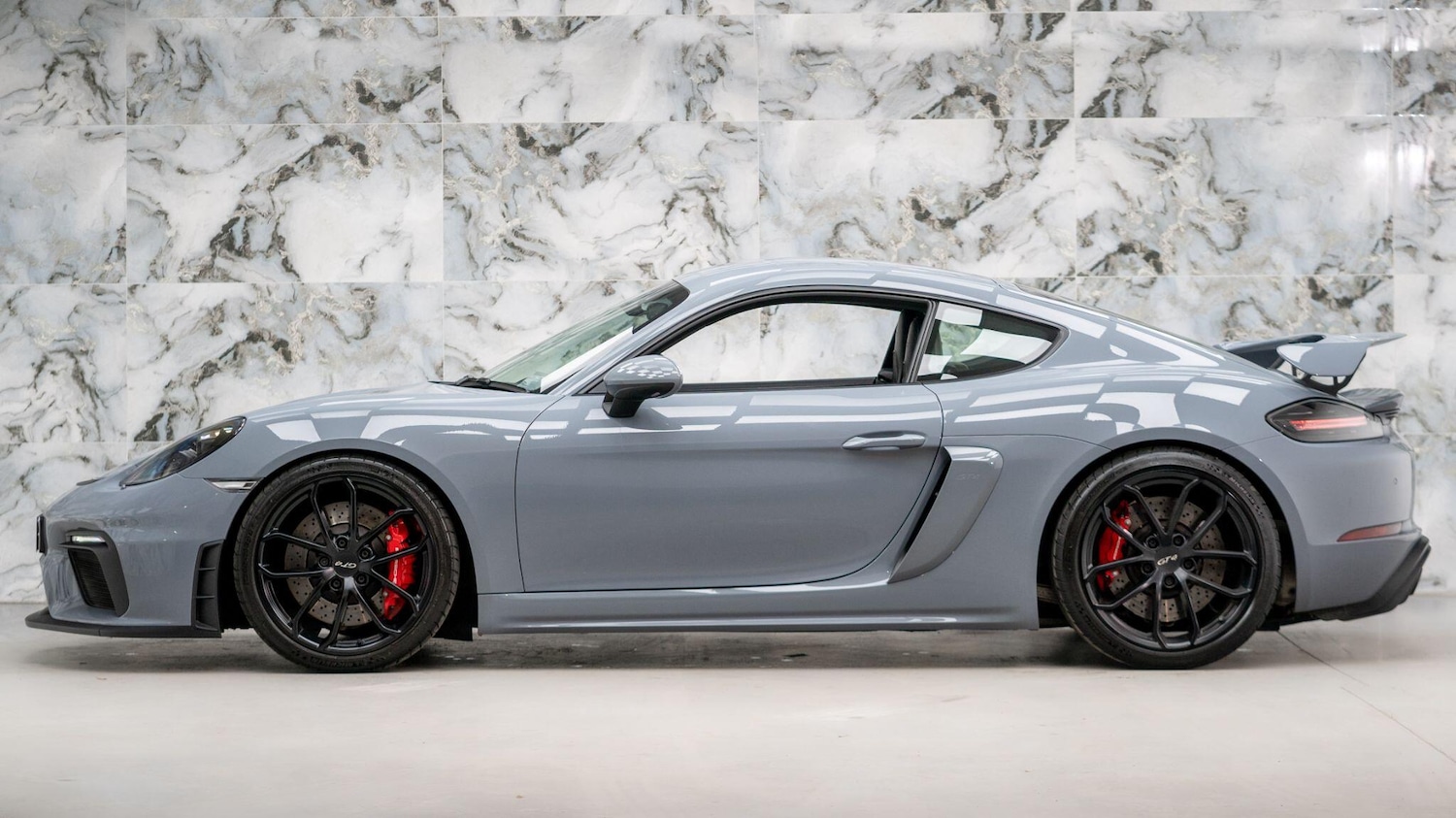 Used Porsche 718 Cayman 2023 for sale - 76802210: Photo 9
