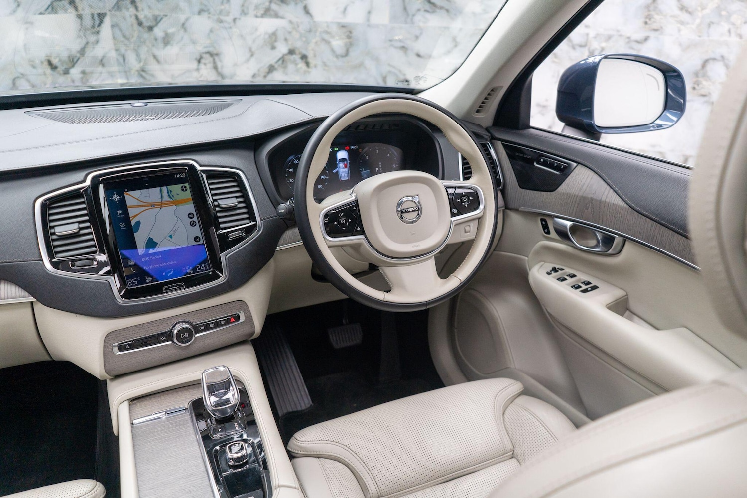 Used Volvo XC90 2022 for sale - 77376900: Photo 12