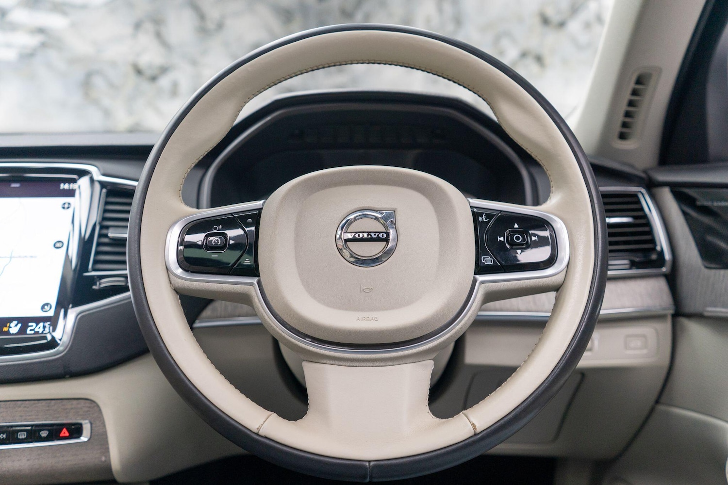 Used Volvo XC90 2022 for sale - 77376900: Photo 37