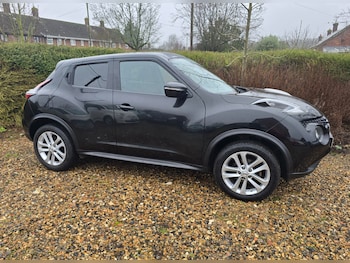 Used Nissan Juke 2015 for sale - 77502899: Photo