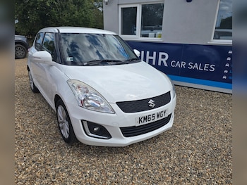 Used Suzuki Swift 2015 for sale - 79381638: Photo