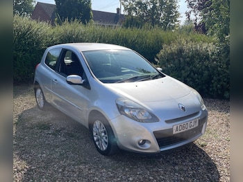 Used Renault Clio 2010 for sale - 75569494: Photo