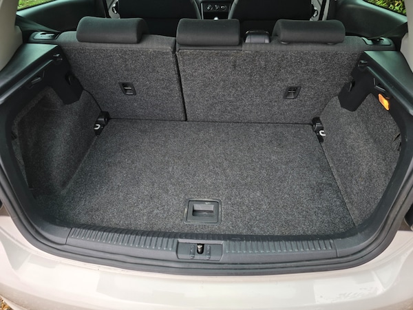 Used Volkswagen Polo 2011 for sale - 76272781: Photo 17
