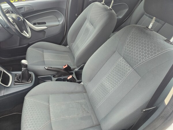 Used Ford Fiesta 2011 for sale - 76242641: Photo 14