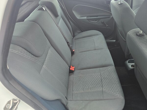Used Ford Fiesta 2011 for sale - 76242641: Photo 15