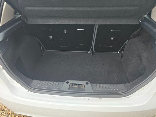 Used Ford Fiesta 2011 for sale - 76242641: Photo 17