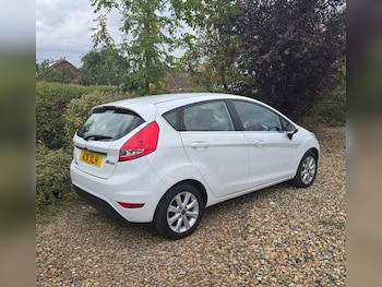 Used Ford Fiesta 2011 for sale - 76242641: Photo 4
