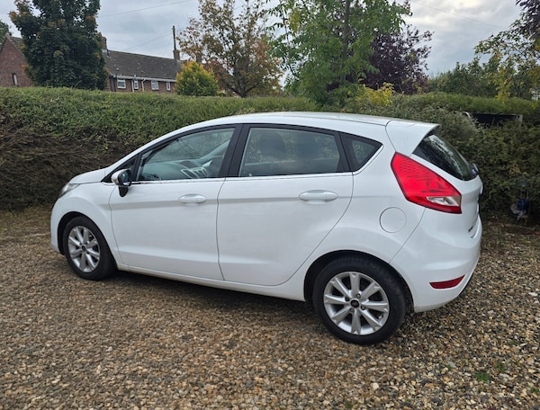 Used Ford Fiesta 2011 for sale - 76242641: Photo 7