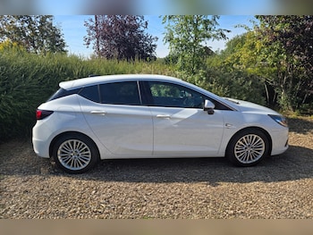 Used Vauxhall Astra 2015 for sale - 76011777: Photo