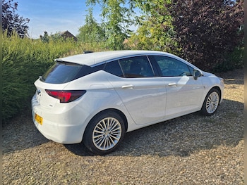 Used Vauxhall Astra 2015 for sale - 76011777: Photo
