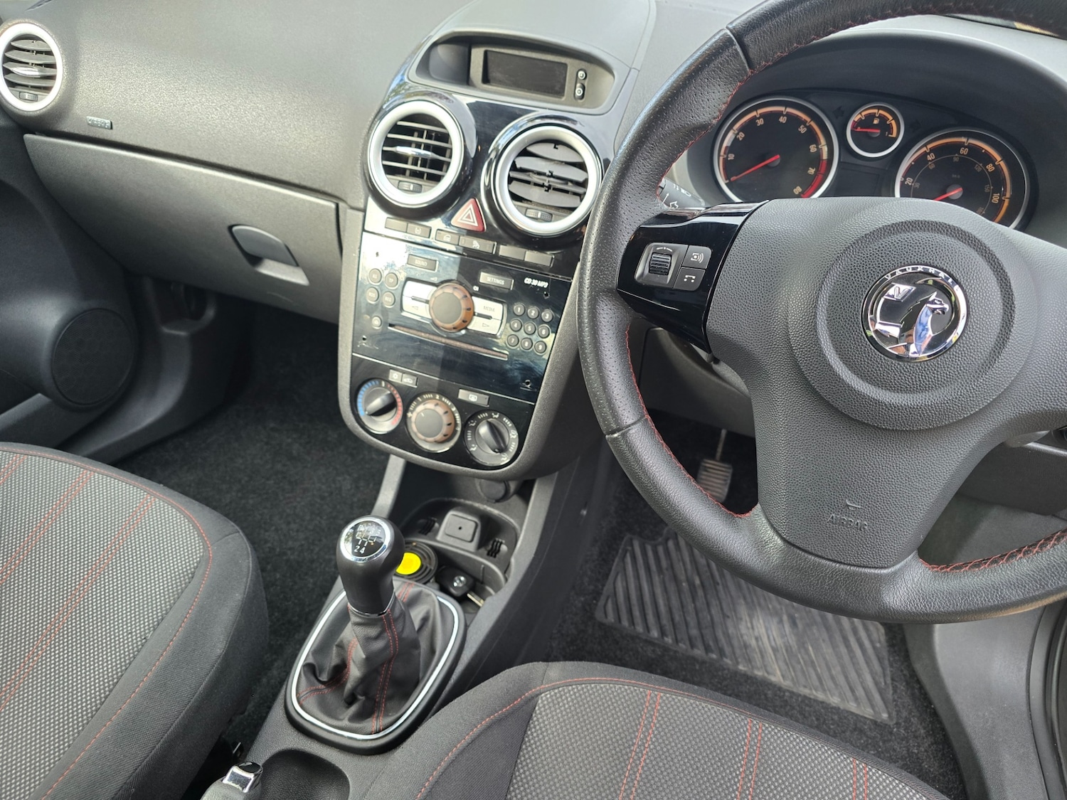 Used Vauxhall Corsa 2015 for sale - 76281793: Photo 12