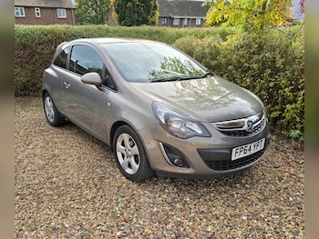Vauxhall - Corsa