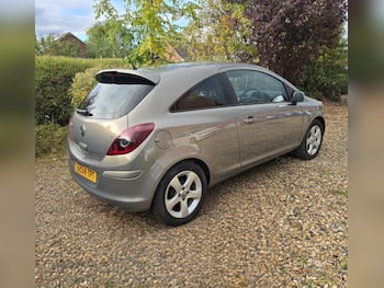 Used Vauxhall Corsa 2015 for sale - 76281793: Photo 4