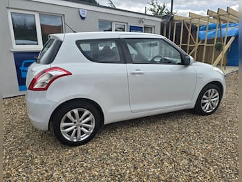 Used Suzuki Swift 2015 for sale - 79732167: Photo