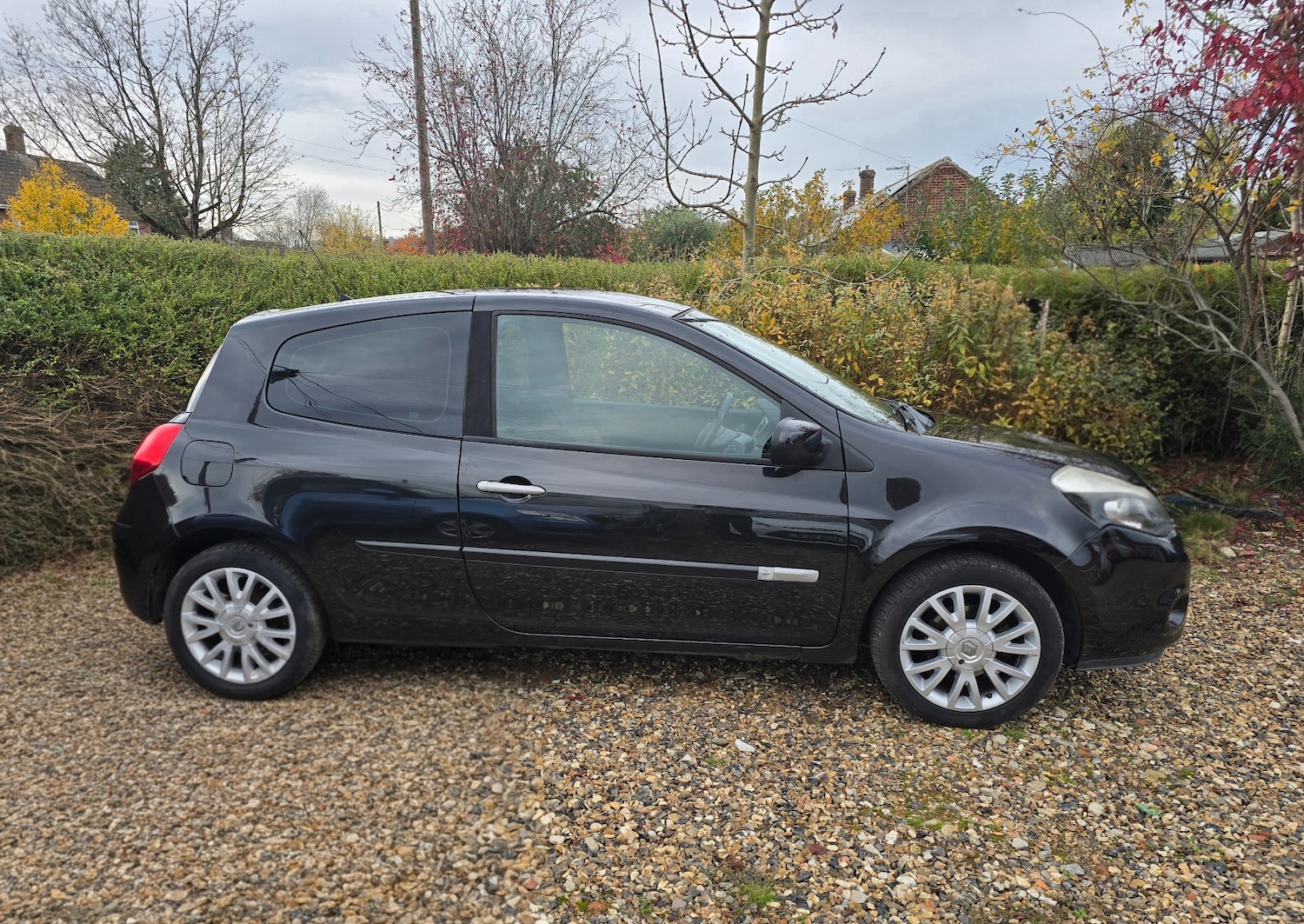 Used Renault Clio 2009 for sale - 76497646: Photo 3
