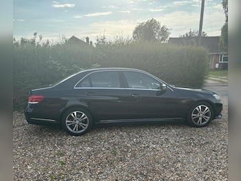 Used Mercedes-Benz E Class 2015 for sale - 78952085: Photo