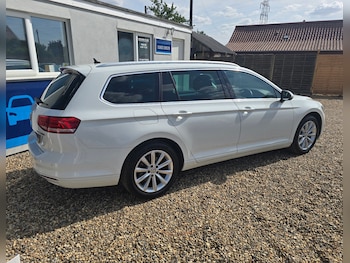 Used Volkswagen Passat 2016 for sale - 79347306: Photo