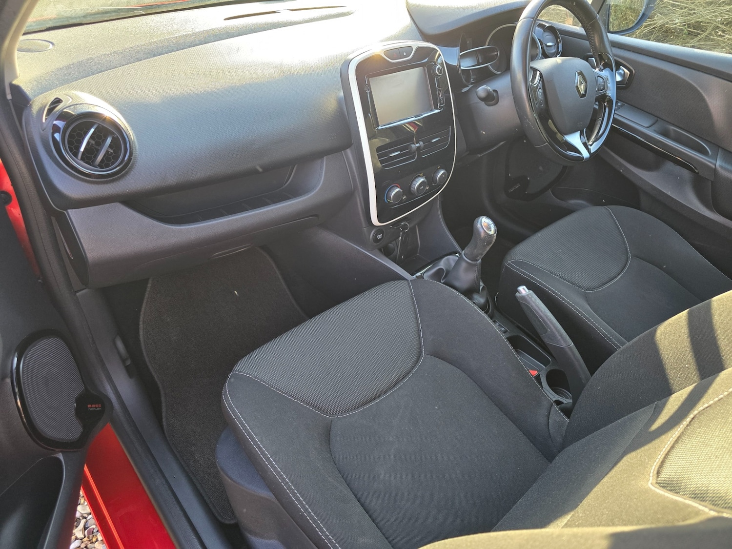 Used Renault Clio 2016 for sale - 77801837: Photo 11