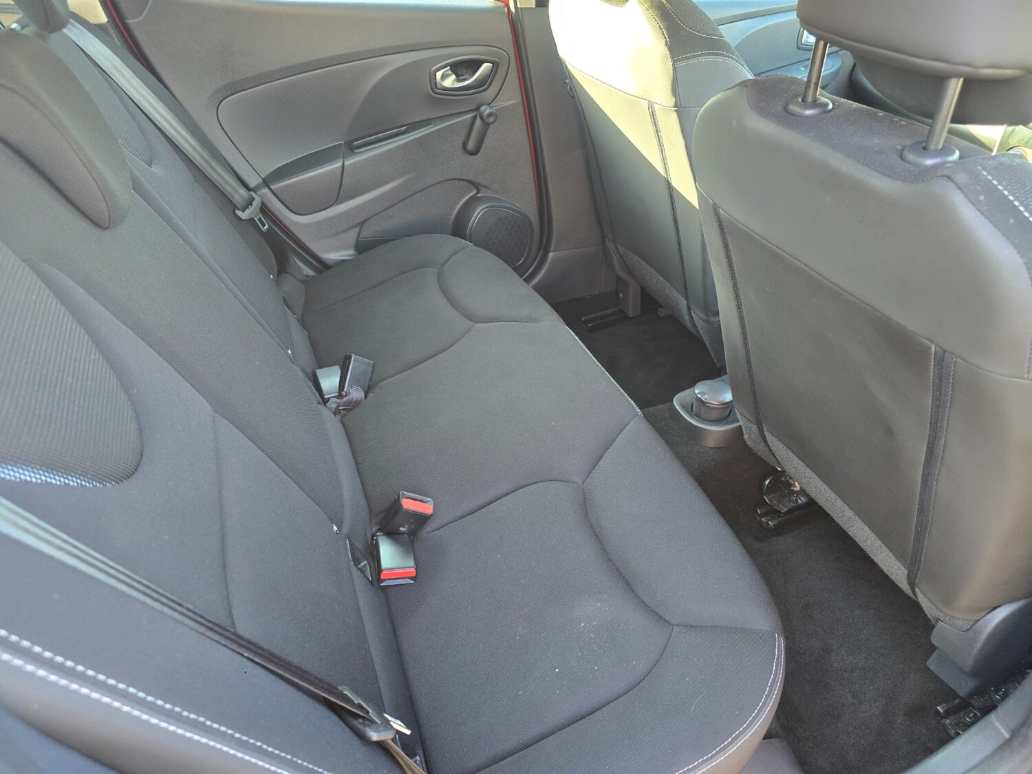 Used Renault Clio 2016 for sale - 77801837: Photo 13