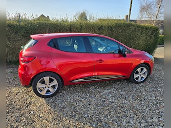 Used Renault Clio 2016 for sale - 77801837: Photo