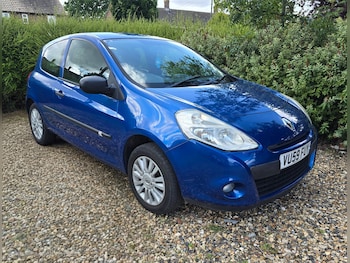 Used Renault Clio 2009 for sale - 75407863: Photo