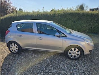 Used Vauxhall Corsa 2008 for sale - 78352992: Photo