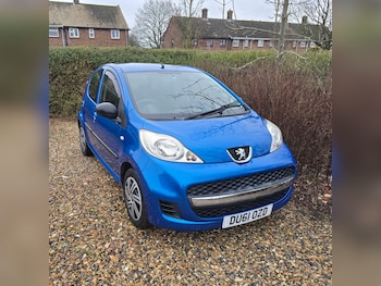 2011 (61) - 1.0 Urban 5dr