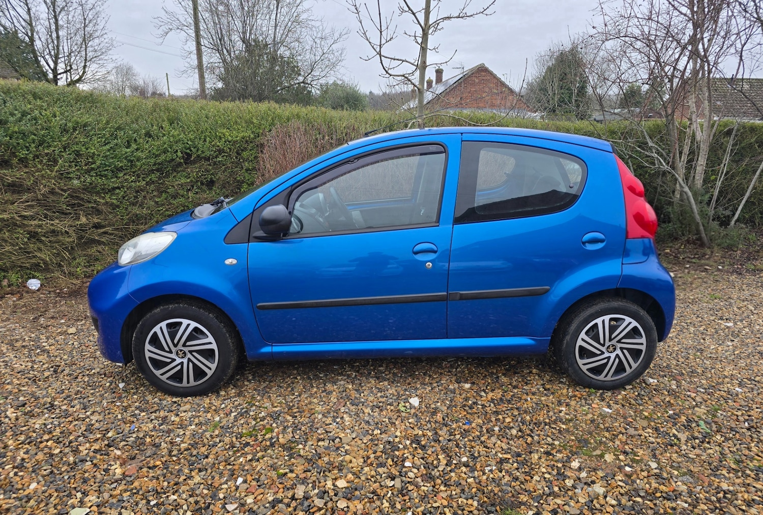 Used Peugeot 107 2011 for sale - 77148554: Photo 8