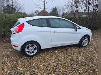 Used Ford Fiesta 2013 for sale - 77508763: Photo