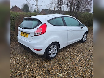 Used Ford Fiesta 2013 for sale - 77508763: Photo