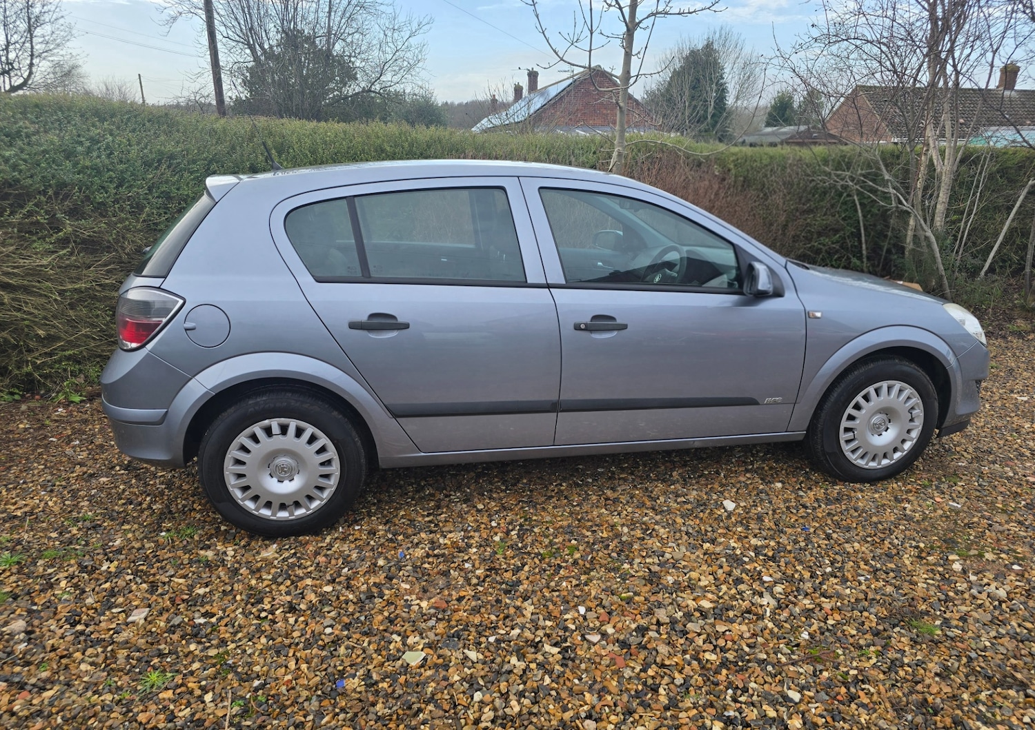 Used Vauxhall Astra 2009 for sale - 77241942: Photo 2