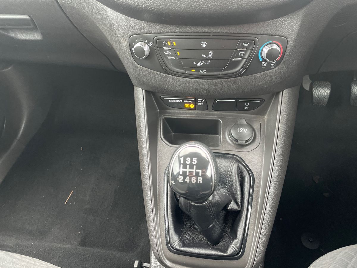 Used Ford Tourneo Courier 2019 for sale - 78128993: Photo 19