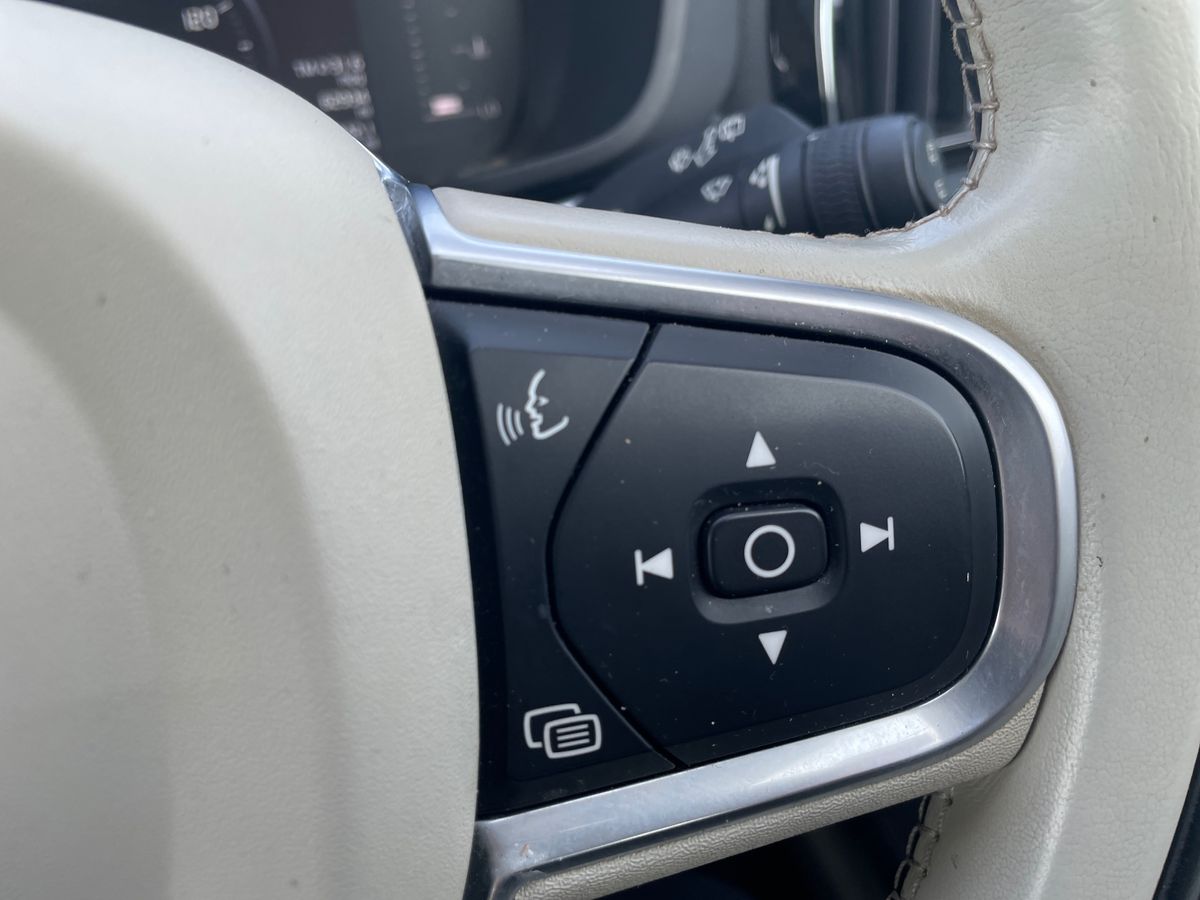 Used Volvo XC60 2018 for sale - 77995072: Photo 17