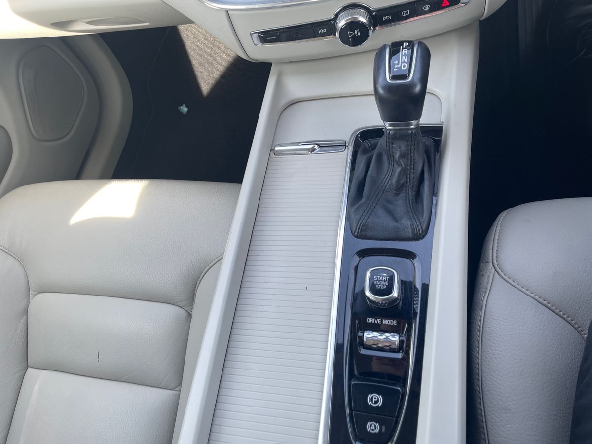 Used Volvo XC60 2018 for sale - 77995072: Photo 19