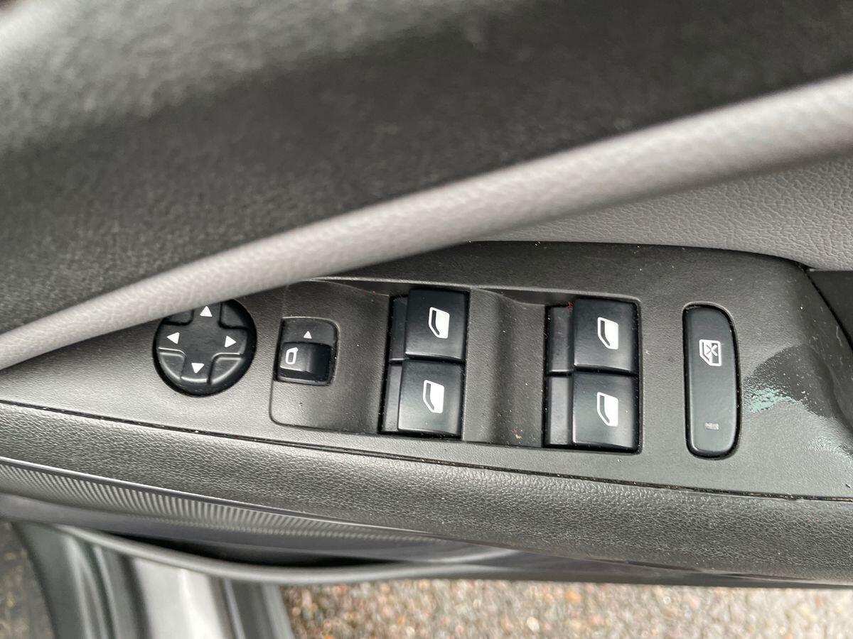 Used Vauxhall Crossland X 2019 for sale - 76865877: Photo 20