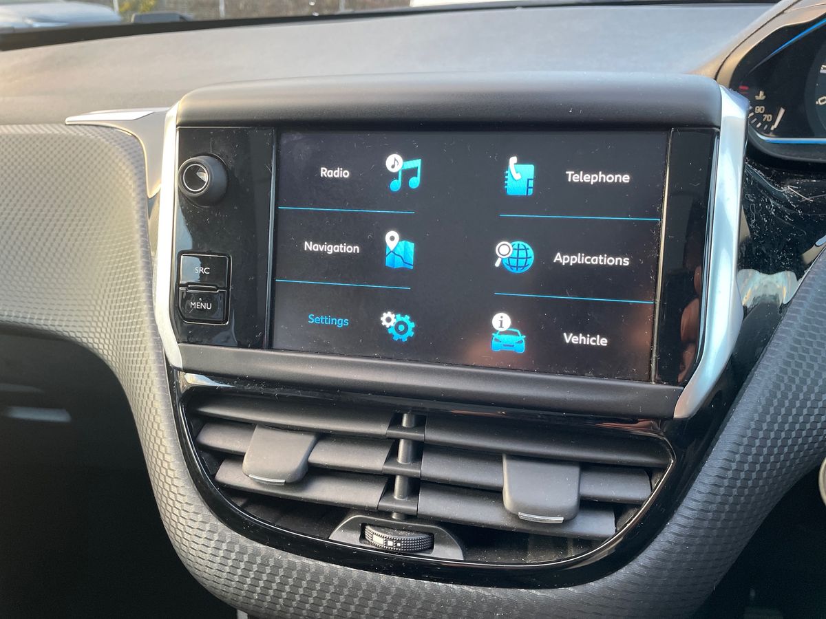 Used Peugeot 2008 2019 for sale - 77397386: Photo 18