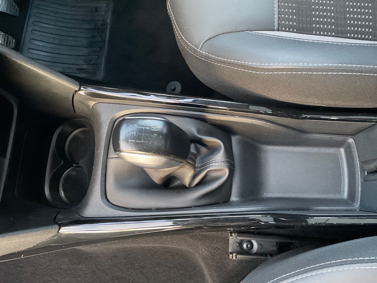 Used Peugeot 2008 2019 for sale - 77397386: Photo 19