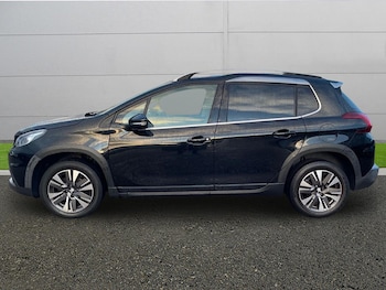 Used Peugeot 2008 2019 for sale - 77397386: Photo