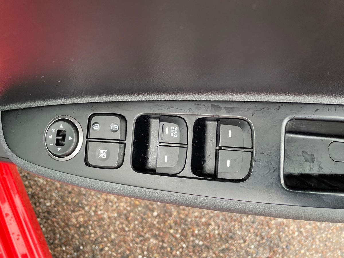 Used Hyundai i10 2019 for sale - 77634701: Photo 20