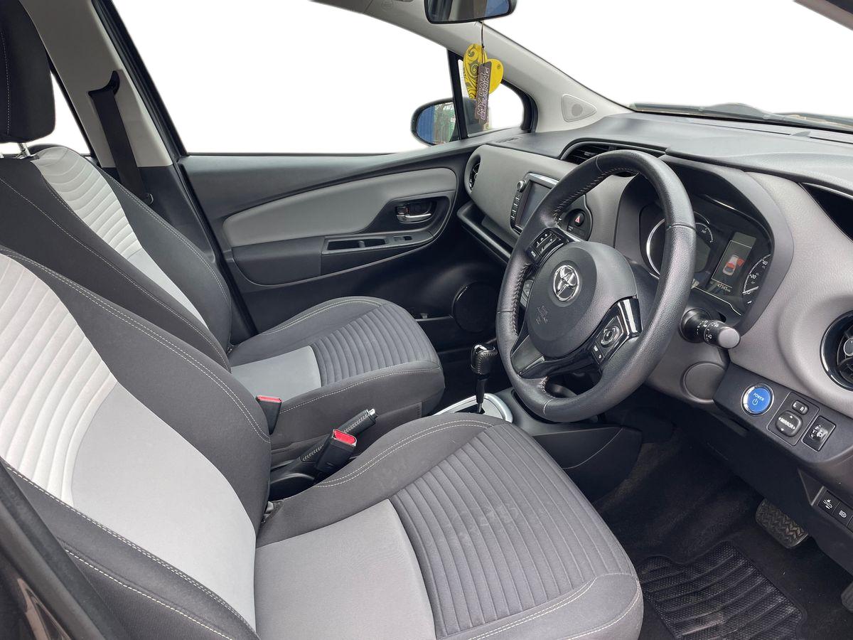 Used Toyota Yaris 2018 for sale - 77685796: Photo 15