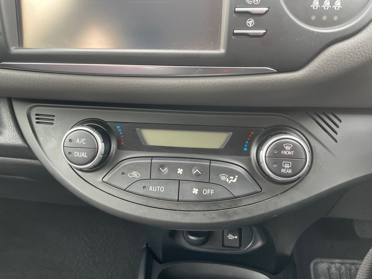 Used Toyota Yaris 2018 for sale - 77685796: Photo 18