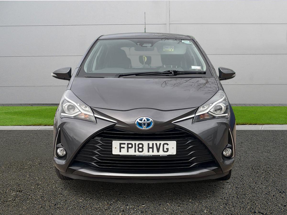 Used Toyota Yaris 2018 for sale - 77685796: Photo 2