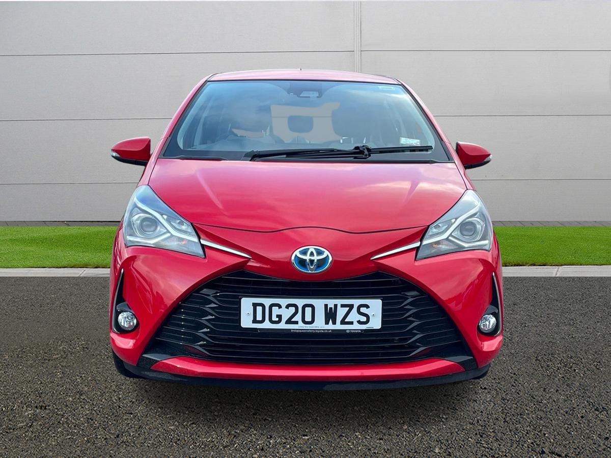 Used Toyota Yaris 2020 for sale - 77232194: Photo 2