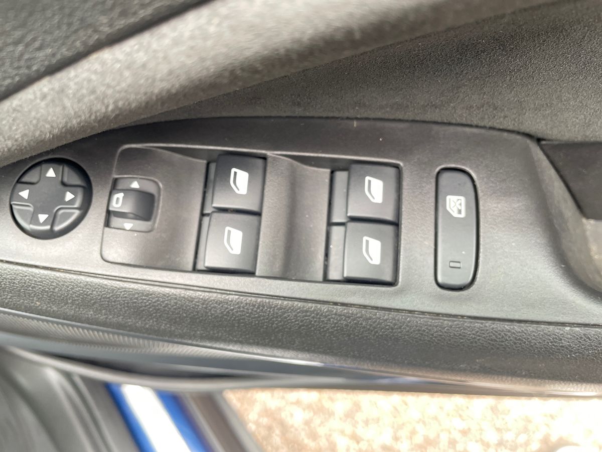 Used Vauxhall Crossland 2023 for sale - 78102933: Photo 20