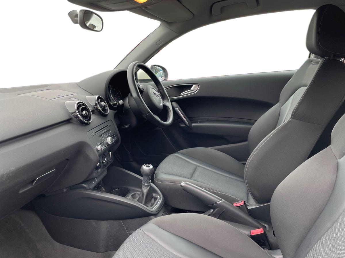 Used Audi A1 2011 for sale - 77927367: Photo 10