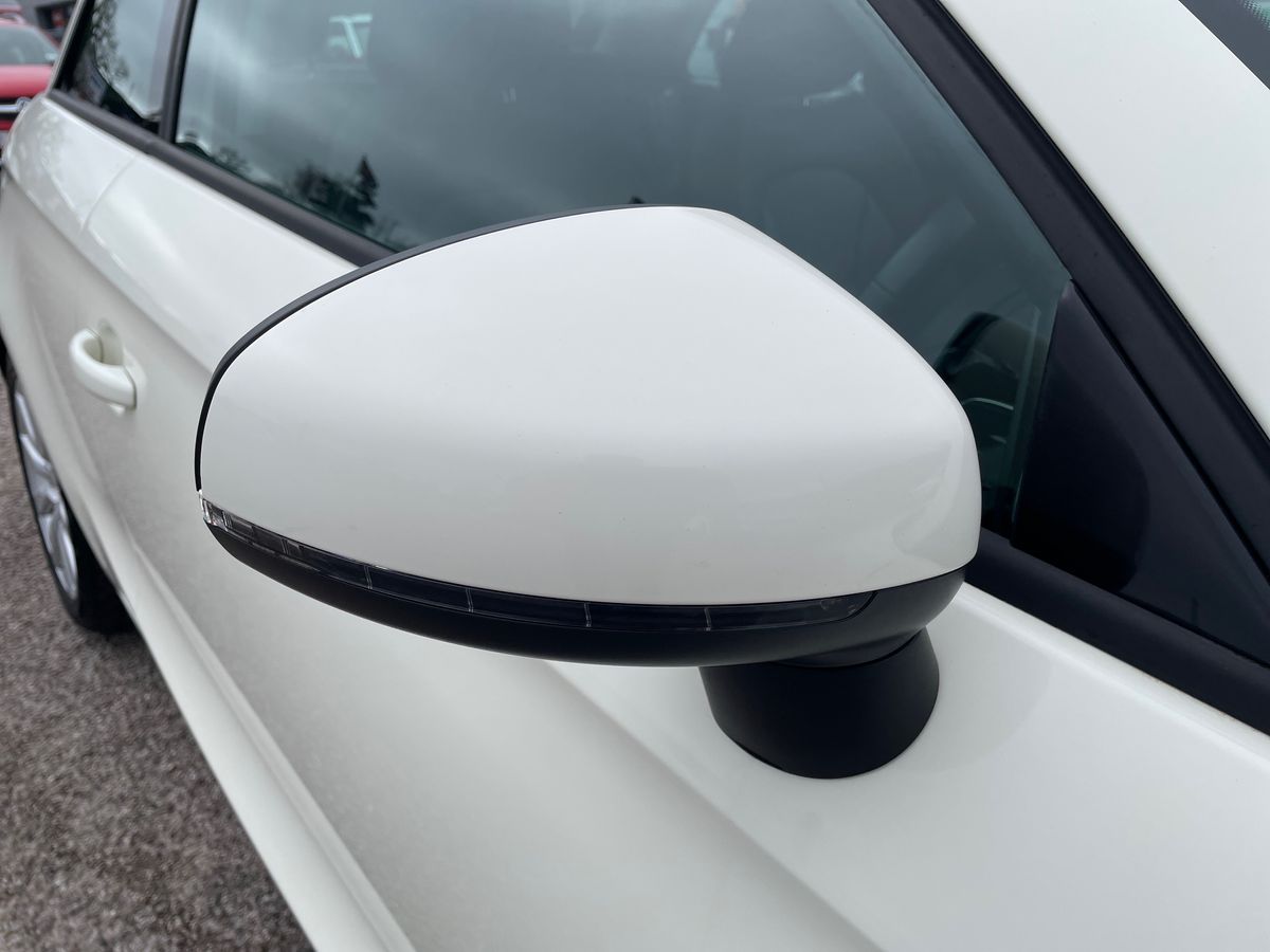 Used Audi A1 2011 for sale - 77927367: Photo 22